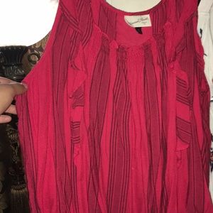 Women’s Universal thread summer tank